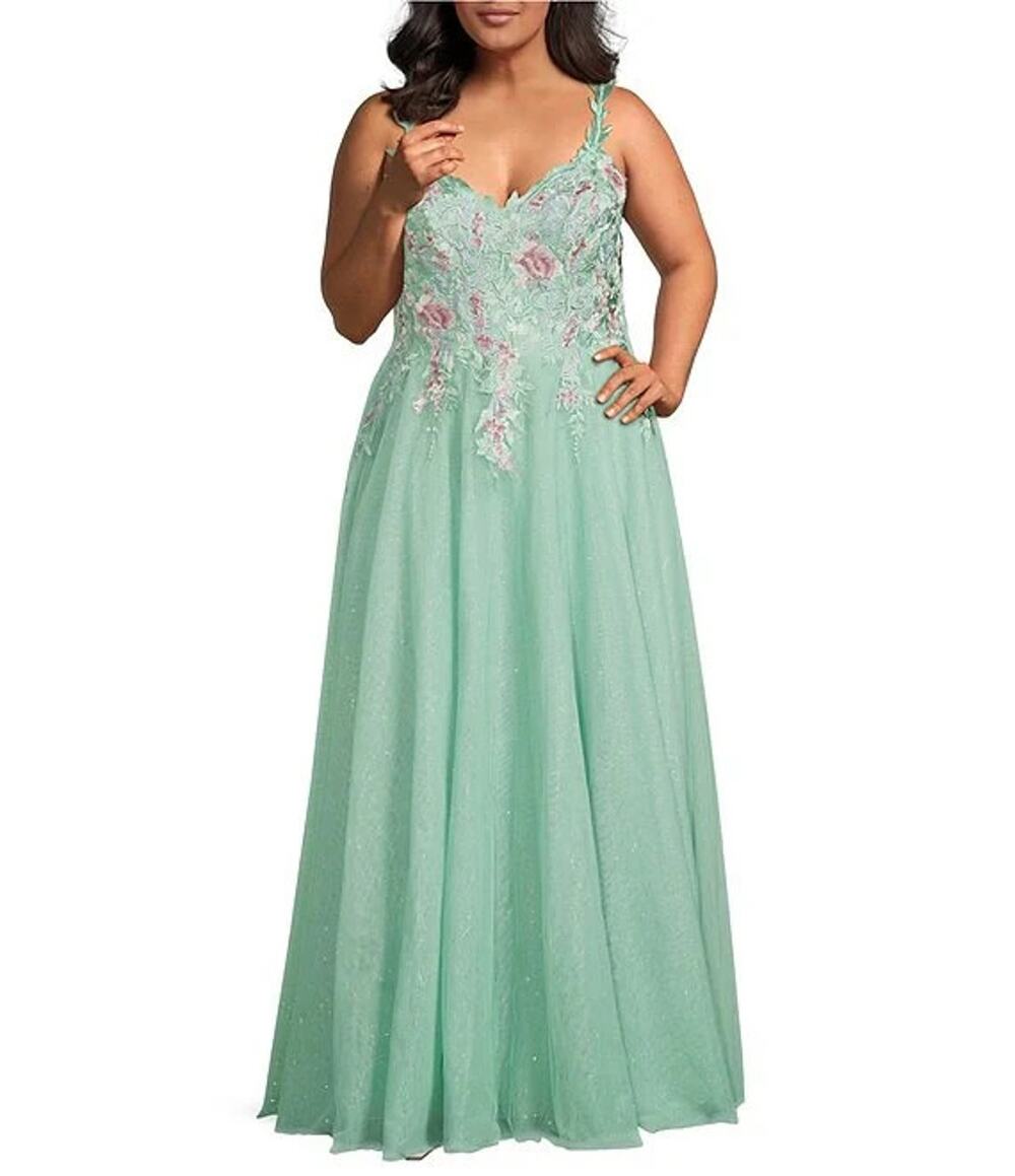 City Studios Plus Size Embroidered Appliqué Mesh Gown Green Size 18W 4088